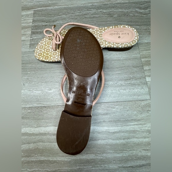 Kate Spade Mystic Bow Tie Spade Charm Sandals Womens 9.5 - Picture 5 of 8